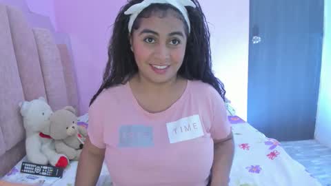 A n d r  e a S w e e t  online show from September 15, 8:43 pm