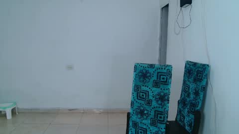 andres_santos777 online show from April 11, 11:53 pm