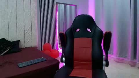 Snapshot of andres_stud chatting on September 23, 5:12 am andres_stud online show from September 23, 5:12 am