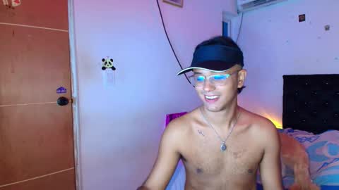 andreswhite_shotoflust online show from May 10, 11:33 pm