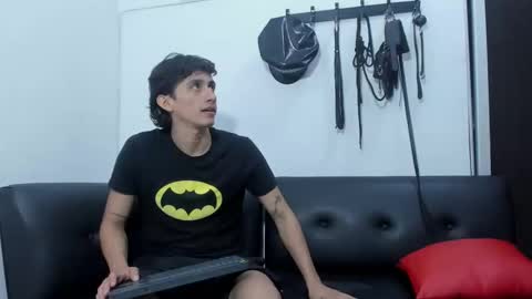 andretiiandcamila online show from September 26, 3:25 am