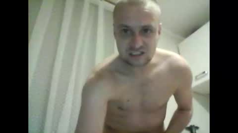 andrew3356577 online show from October 26, 3:40 am