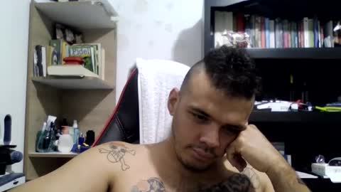 andrew_jaay online show from November 30, 2:35 pm