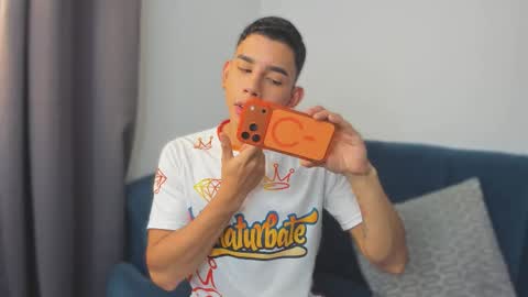 Andrew M. online show from March 28, 10:44 pm