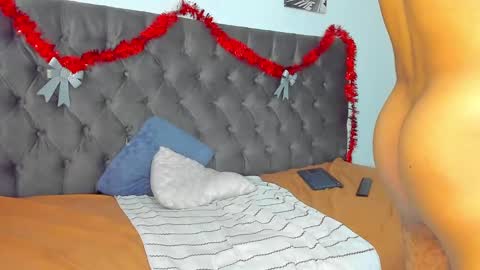 andreww online show from December 19, 4:13 pm