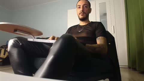 MasterRomania  online show from November 20, 5:39 am