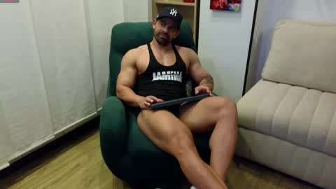 Snapshot of andrewfame chatting on October 1, 1:48 am Andrew online show from October 1, 1:48 am