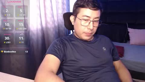 andrewmhilton_ online show from February 28, 4:00 pm