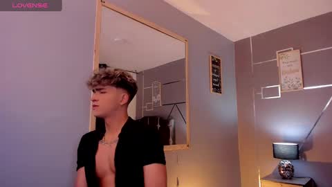 Snapshot of andrius_24 chatting on January 13, 12:13 pm      online show from January 13, 12:13 pm