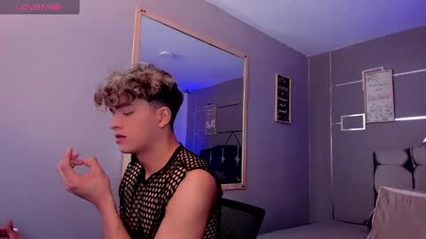 Snapshot of andrius_24 chatting on January 26, 1:04 pm      online show from January 26, 1:04 pm