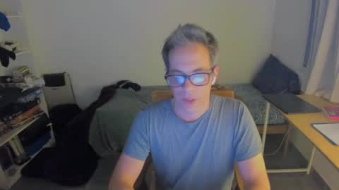 Andrew online show from January 31, 4:03 am