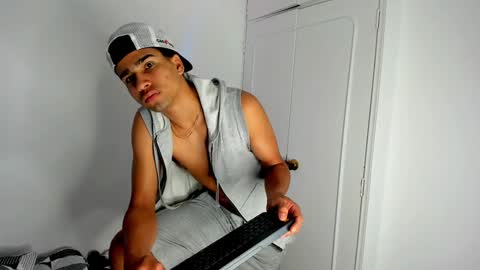 Andy online show from January 29, 7:57 am