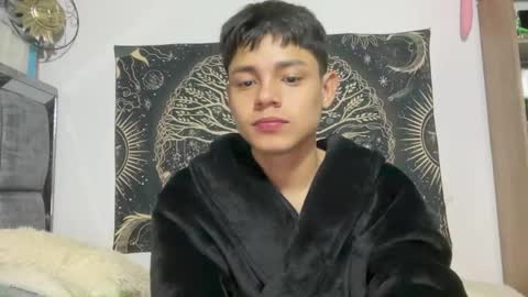 Andy online show from June 8, 3:35 pm