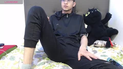 Snapshot of andy_bunny_lover chatting on December 3, 2:09 am ANDY online show from December 3, 2:09 am