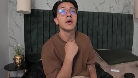 Andy Joy  online show from February 13, 11:57 am