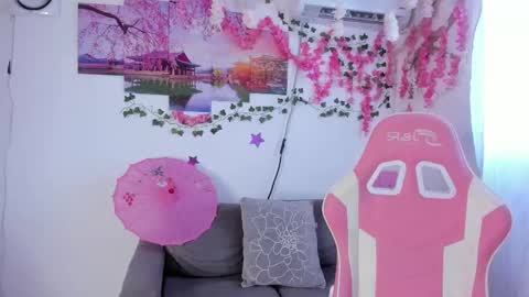          online show from March 12, 1:19 pm