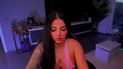 Anne online show from April 7, 4:42 pm