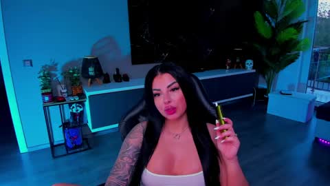 Anne online show from May 3, 5:08 pm
