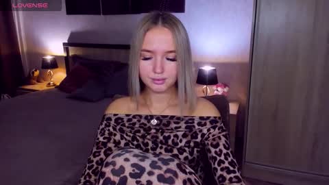 Anfisa online show from October 12, 2:20 pm