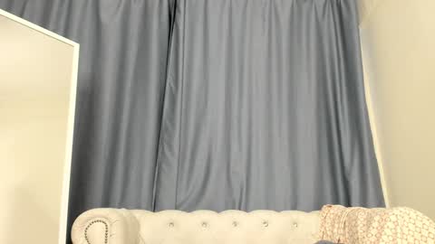 Snapshot of anfisavisti_original chatting on January 11, 8:22 am Anfisa online show from January 11, 8:22 am