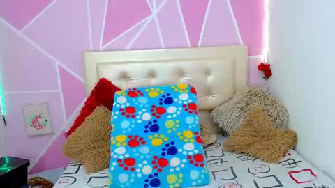 ange_drty online show from December 17, 4:52 am