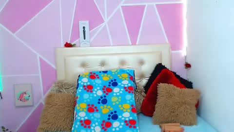 Snapshot of ange_drty chatting on October 2, 7:01 pm ange_drty online show from October 2, 7:01 pm