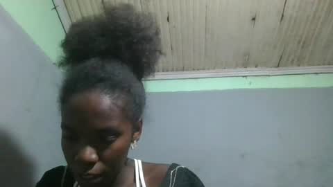 angeeliine online show from June 12, 10:36 am