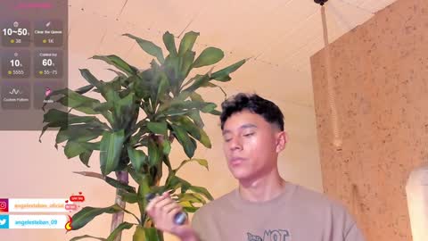 Snapshot of angel_esteban_fx chatting on February 2, 10:24 am ngel Esteban online show from February 2, 10:24 am