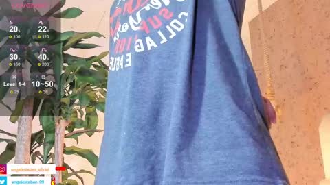 Snapshot of angel_esteban_fx chatting on February 12, 10:03 am ngel Esteban online show from February 12, 10:03 am