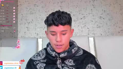 Snapshot of angel_esteban_fx chatting on March 7, 10:24 am ngel Esteban online show from March 7, 10:24 am