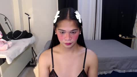 angela online show from December 21, 5:18 pm