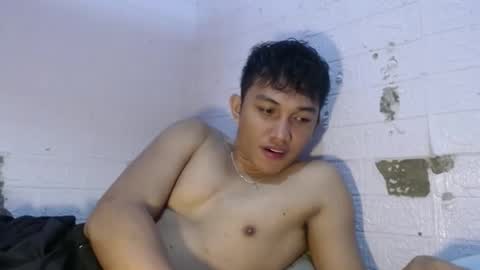 angel_rafael online show from November 29, 1:30 pm