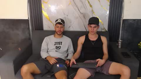 angel_villareal_ online show from February 28, 5:55 am