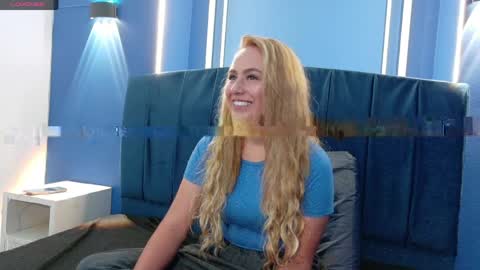 Angel online show from April 23, 2:08 pm