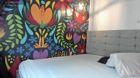 angela and bruno online show from January 30, 3:44 am