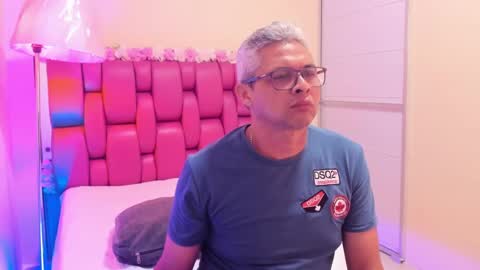 angela and bruno online show from March 3, 3:08 am