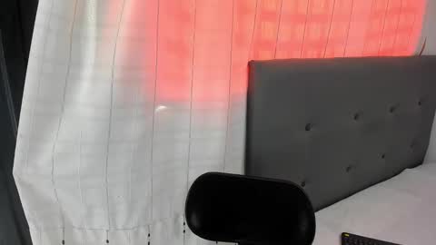 angela_nix online show from September 15, 3:57 pm