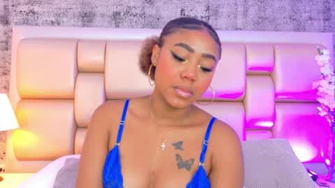 Angela Roberts online show from March 30, 9:04 pm