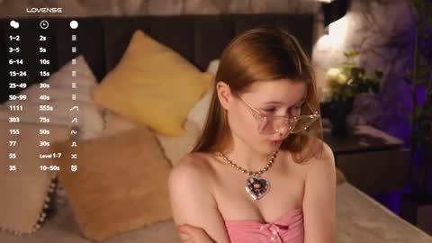 Mary online show from April 13, 1:26 pm