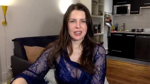 Angela online show from February 15, 8:33 pm