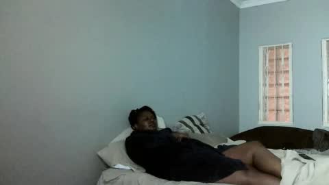 angelastorm359345 online show from April 18, 7:18 pm