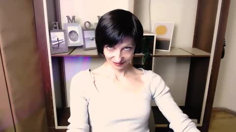 Angelina online show from December 2, 2:48 pm