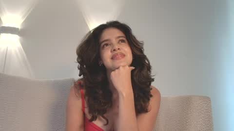   online show from March 31, 7:25 pm