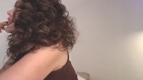   online show from July 1, 7:11 pm