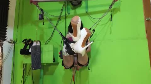 Angel online show from December 18, 5:25 am