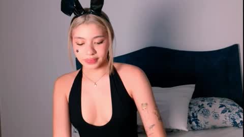 Angelinhaa  online show from October 14, 12:24 am