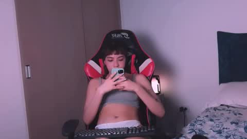 Angelinhaa  online show from February 7, 4:04 am