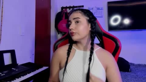 ANGELIQUE DUBOIS online show from February 25, 7:50 pm