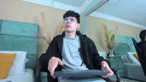 angelo online show from July 13, 1:47 pm