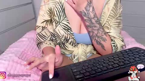 Snapshot of angelok_ chatting on February 21, 7:12 am My name is Ena. You will make me very happy if you subscribe. Love you online show from February 21, 7:12 am